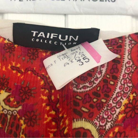 Red flowing skirt Taifun collection A- line paisley print sz. M, 26 inch long - Picture 3 of 6